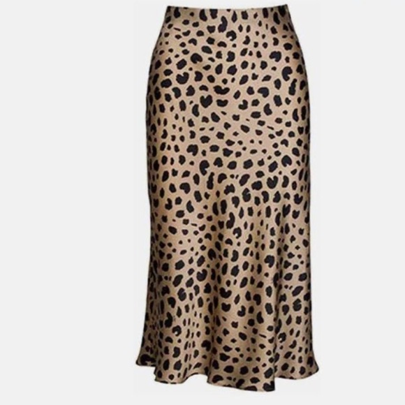 Petal & Pup Dresses & Skirts - Leopard midi skirt silky style